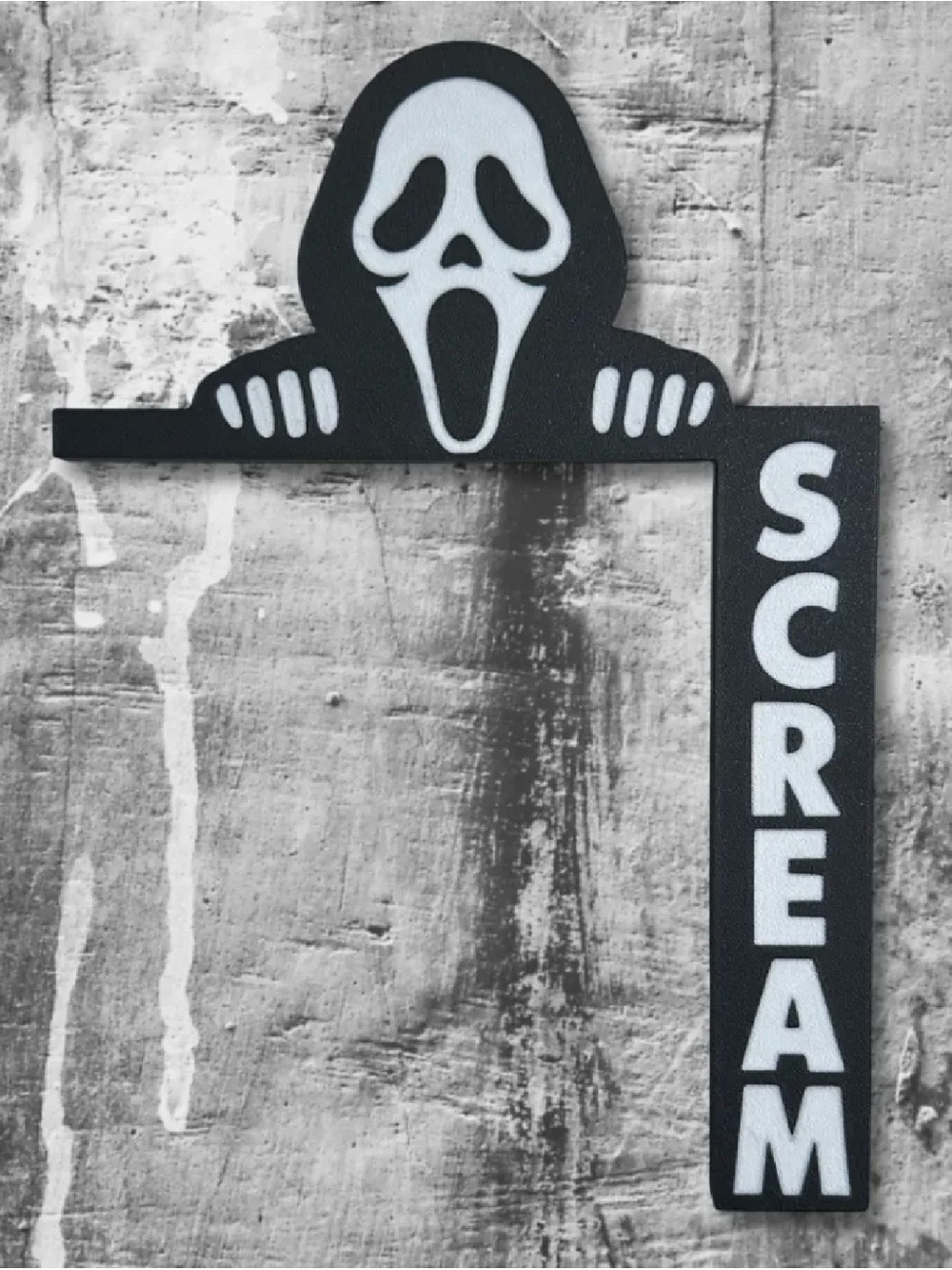 Scream Door corner decor Sign in Black and White